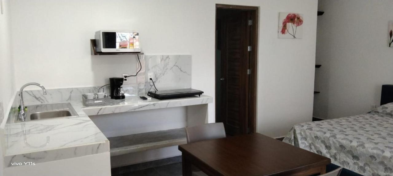 Casa Aura - King Suite With Kitchen And Balcony - 1St Floor Исла-Мухерес Экстерьер фото
